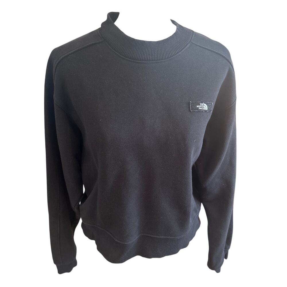 The North Face Black Crewneck Sweatshirt with Logo Patch – Small